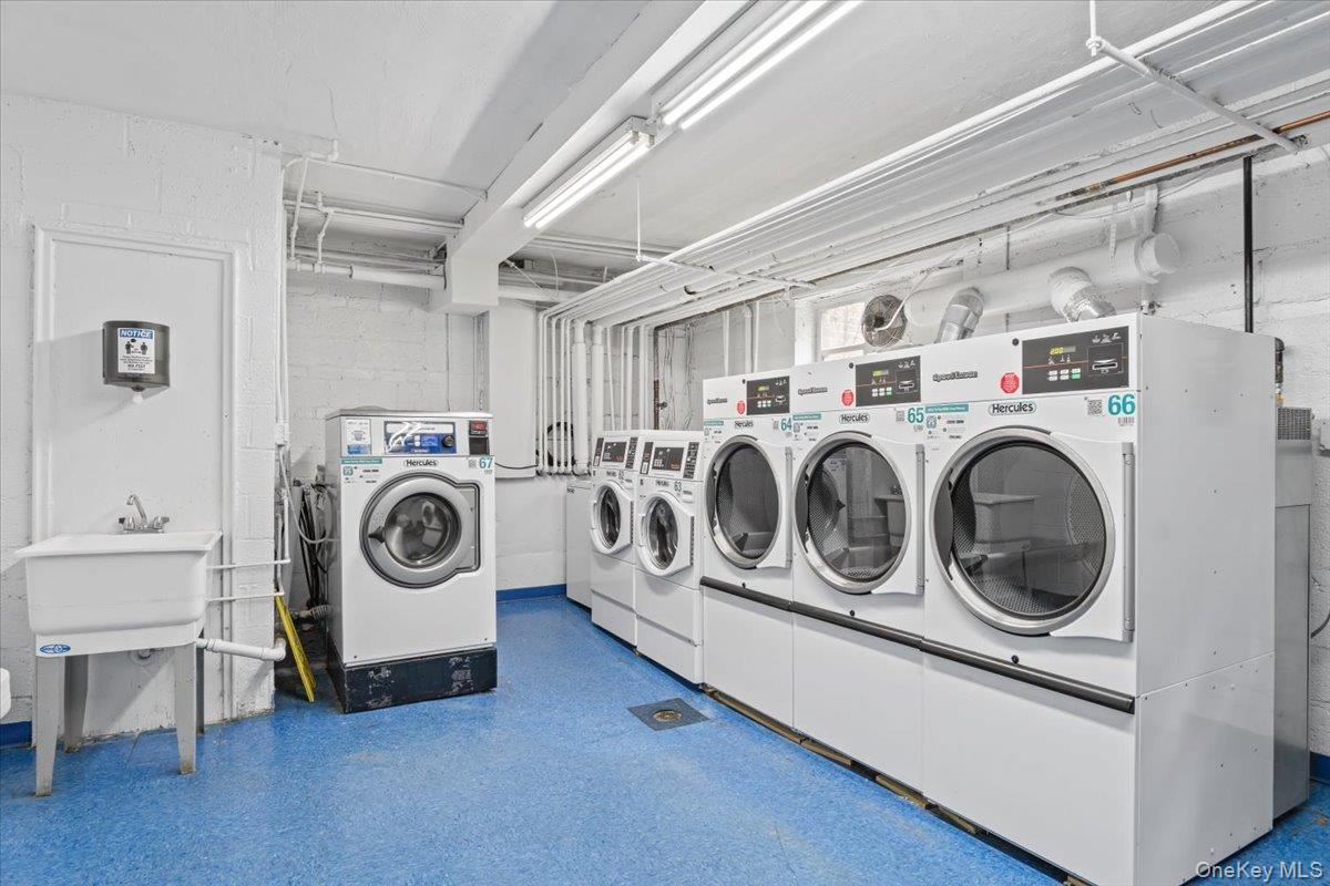 #15 photo, 77 Edwards Street, ナッソー郡 Roslyn Heights , NY 11577