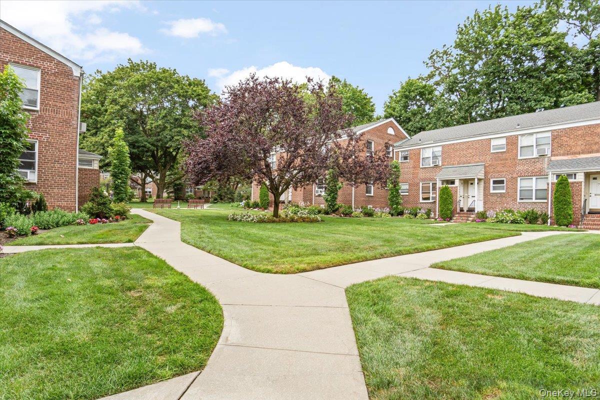 #18 photo, 77 Edwards Street, ナッソー郡 Roslyn Heights , NY 11577