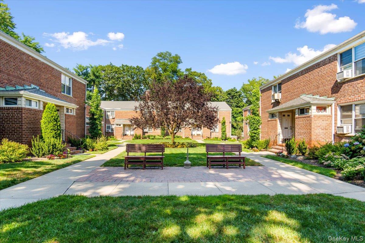 #20 photo, 77 Edwards Street, ナッソー郡 Roslyn Heights , NY 11577