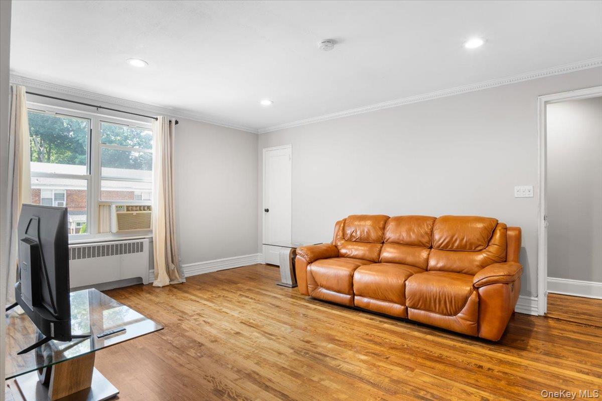 #6 photo, 77 Edwards Street, ナッソー郡 Roslyn Heights , NY 11577