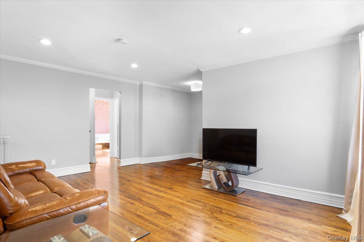 #7 photo, 77 Edwards Street, ナッソー郡 Roslyn Heights , NY 11577