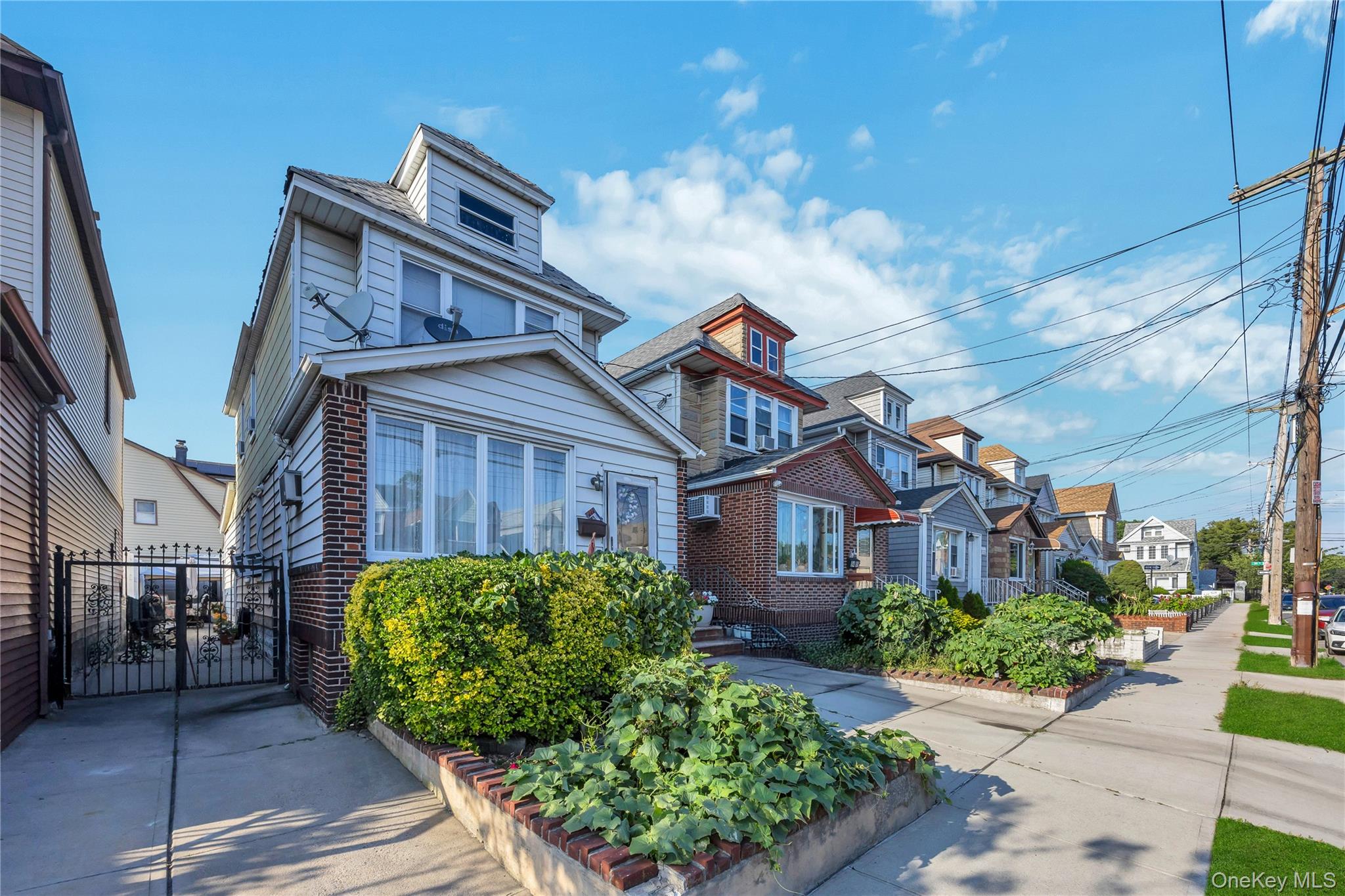 #2 photo, 9407 Pitkin Avenue, Ozone Park , NY 11417