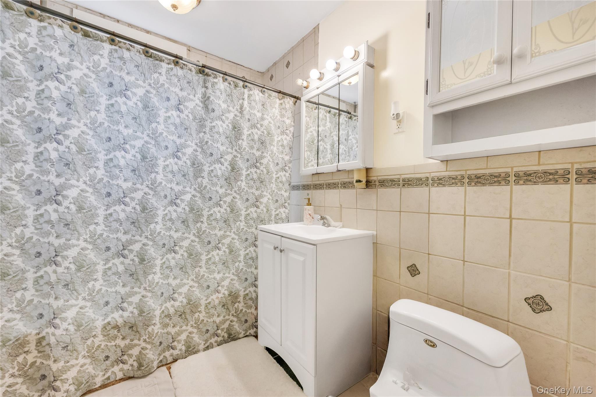 #20 photo, 9407 Pitkin Avenue, Ozone Park , NY 11417