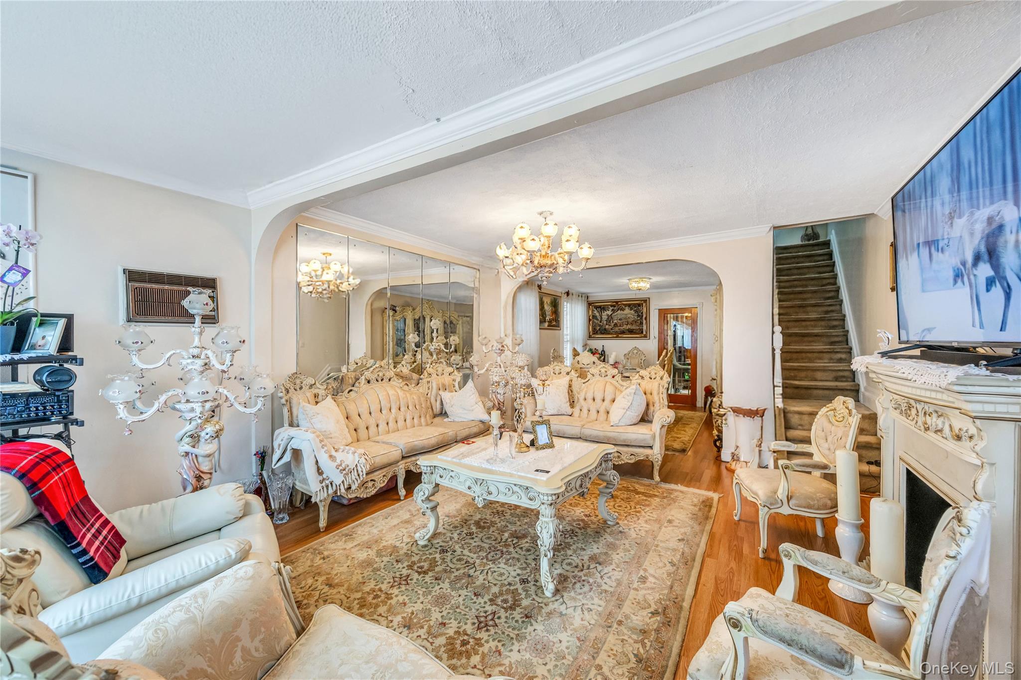 #3 photo, 9407 Pitkin Avenue, Ozone Park , NY 11417