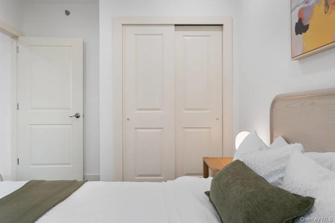 #14 photo, 124-28 Queens Blvd., クイーンズ区 Kew Gardens , NY 11415