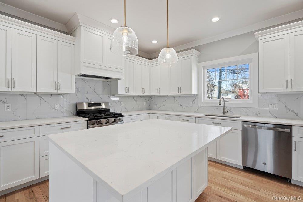 #14 photo, 56 Seitz Drive, מחוז נסאו Bethpage , NY 11714