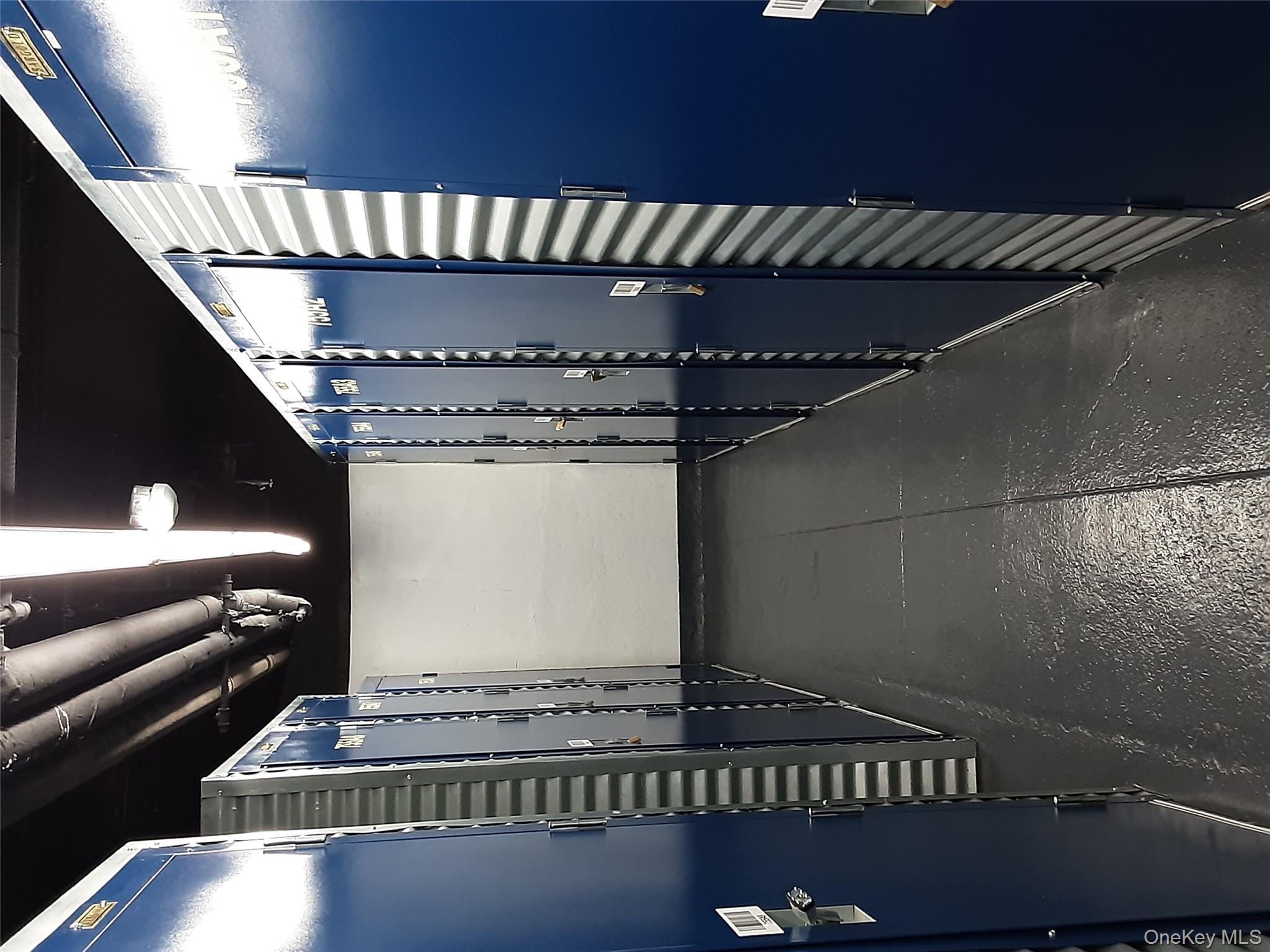 #7 photo, 4222 KETCHAM Street, クイーンズ区 Elmhurst , NY 11373