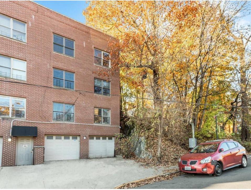 #1 photo, 3251 Riverdale Ave, ブロンクス区 Kingsbridge , NY 10463