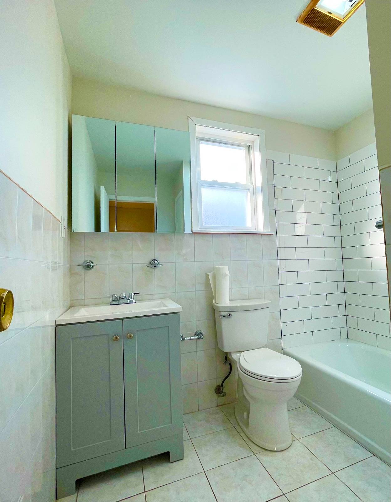 #15 photo, 278 Devonshire Dr, 롱 아일랜드 New Hyde Park , NY 11040