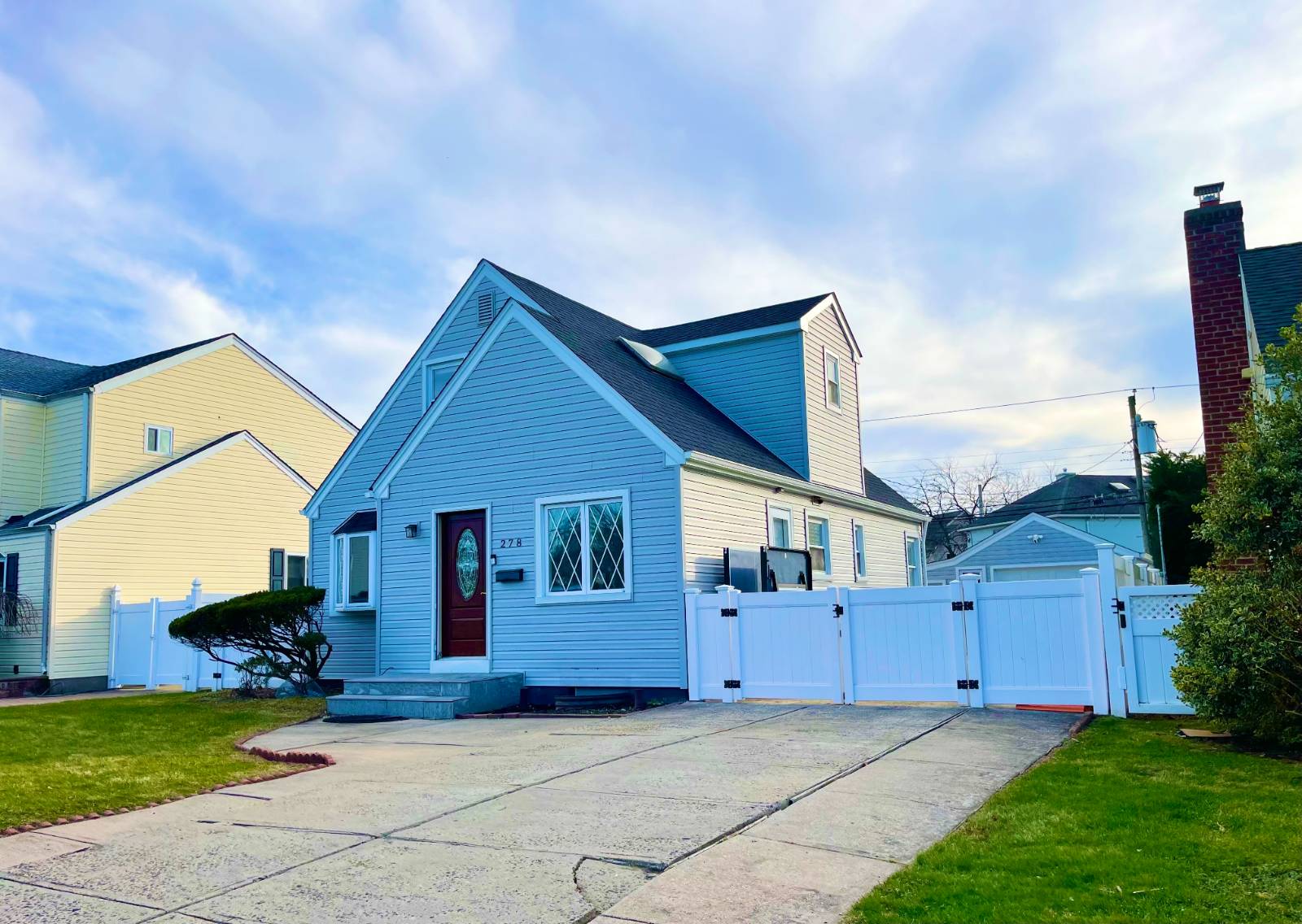 #2 photo, 278 Devonshire Dr, 롱 아일랜드 New Hyde Park , NY 11040