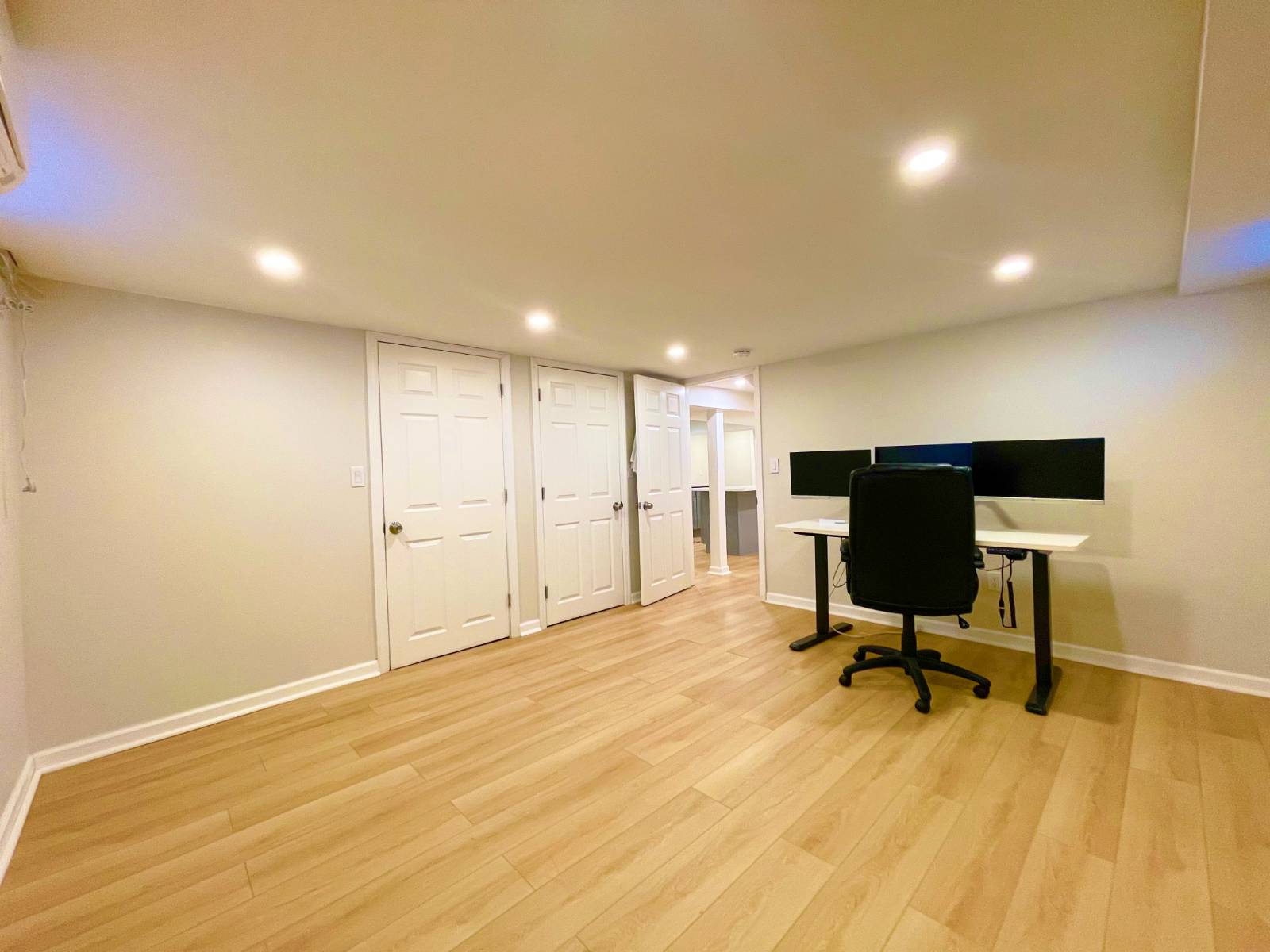 #22 photo, 278 Devonshire Dr, 롱 아일랜드 New Hyde Park , NY 11040