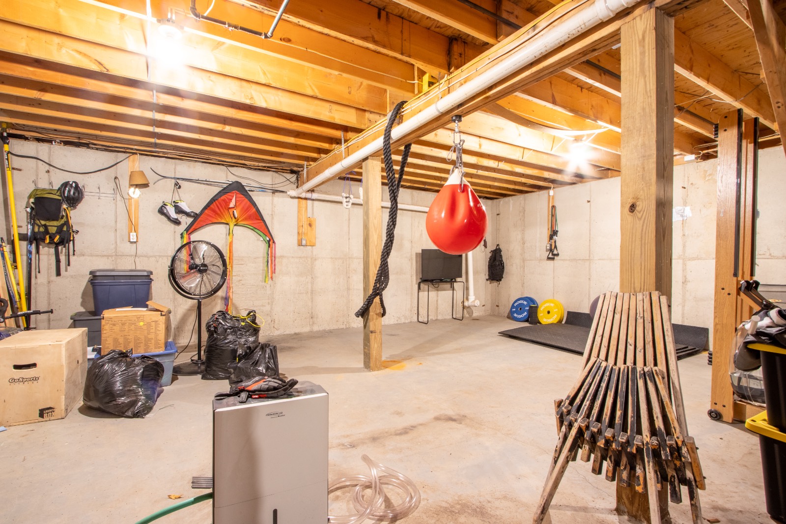 #32 photo, 129 Airport Rd, Deposit , NY 13754