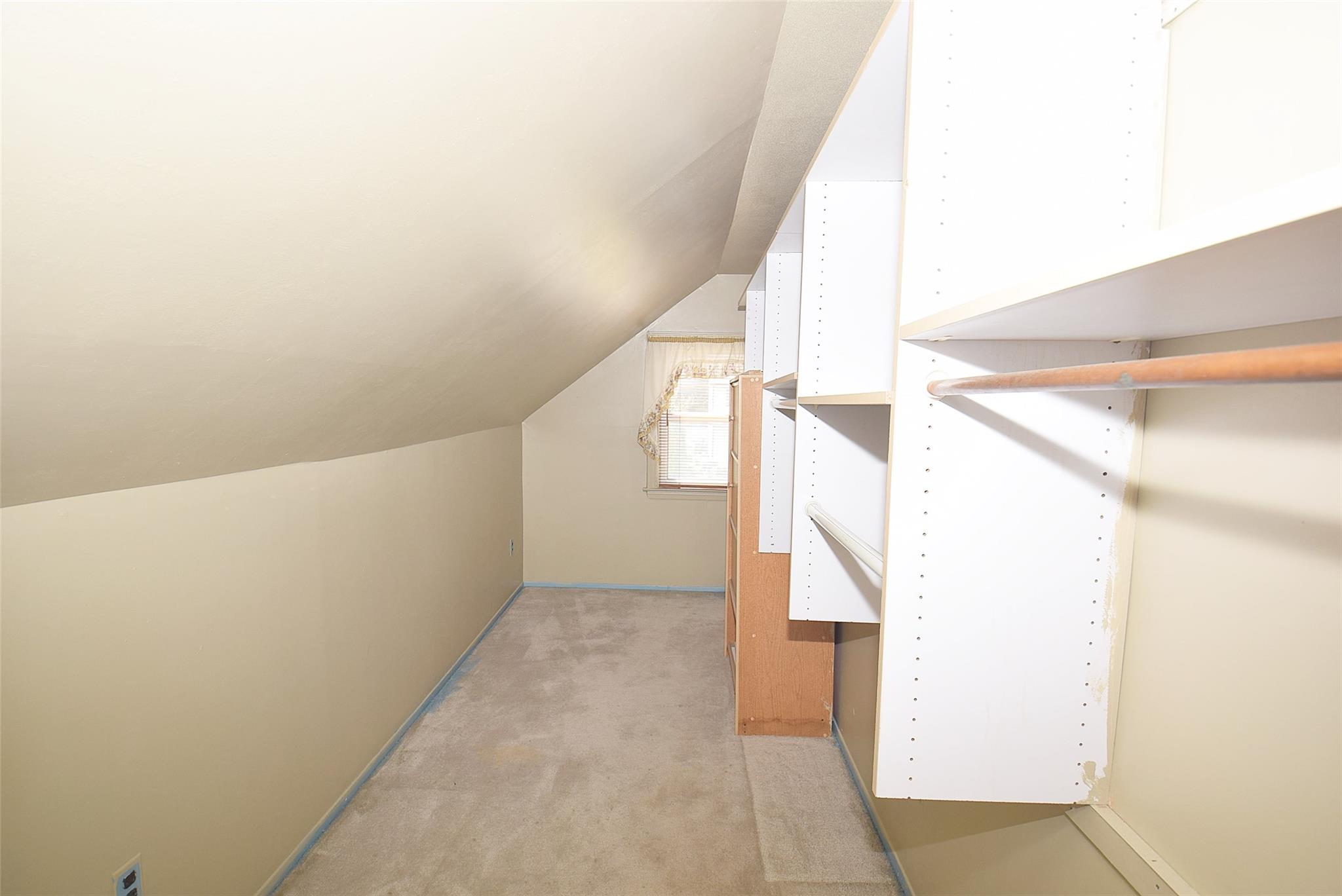 #12 photo, 644 7th Street, Garden City South , NY 11530