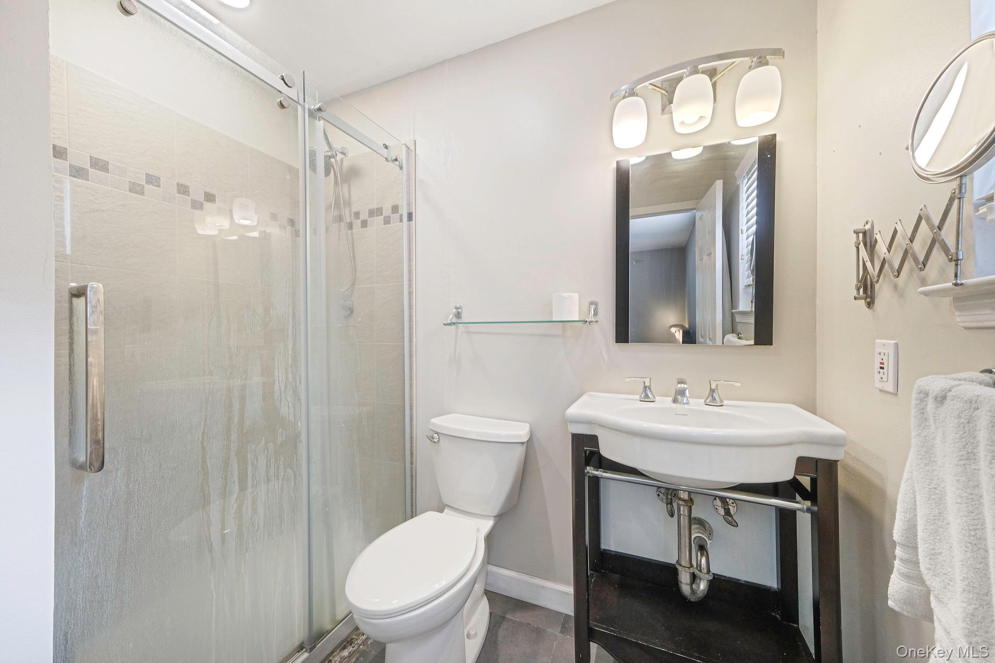 #18 photo, 32 Summercress Lane, サフォーク郡 Coram , NY 11727