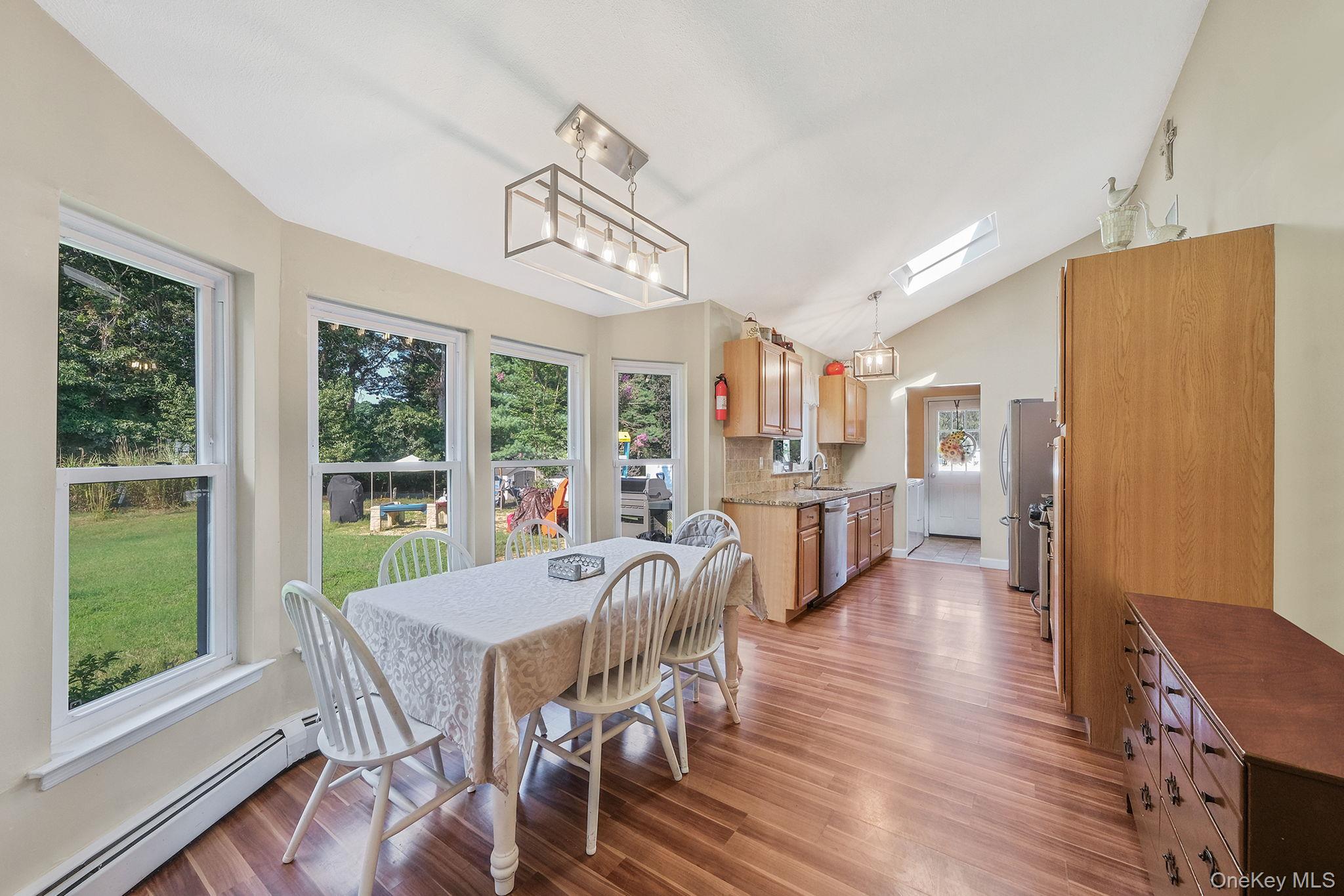 #6 photo, 32 Summercress Lane, サフォーク郡 Coram , NY 11727