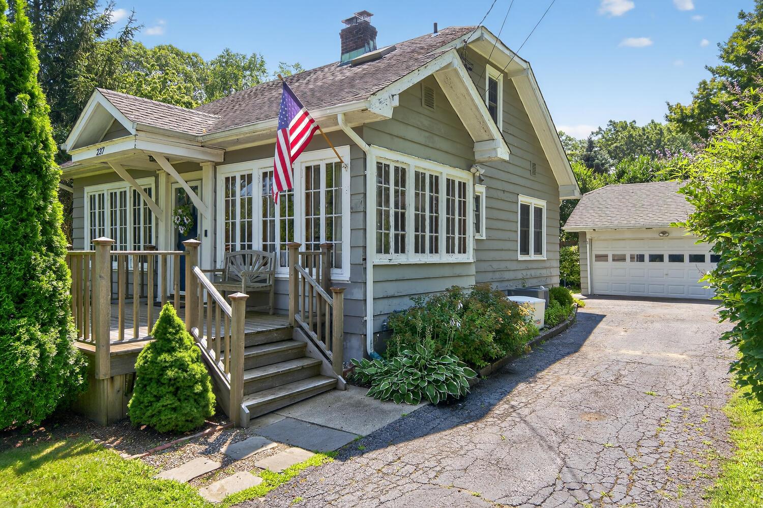 #1 photo, 237 Jefferson Street, Centerport , NY 11721