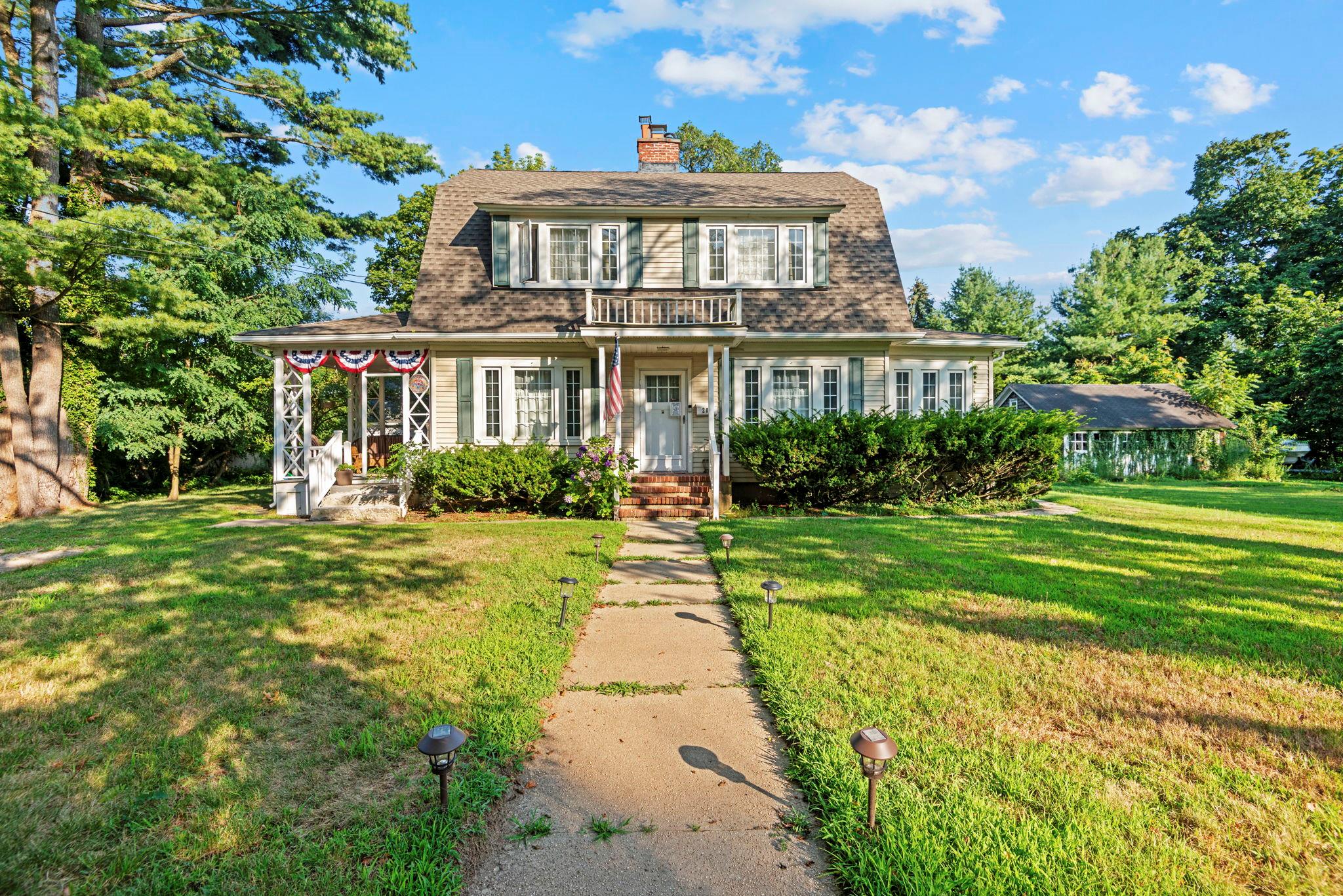 #1 photo, 202 Lewis Road, सफ़ोक काउंटी Northport , NY 11768