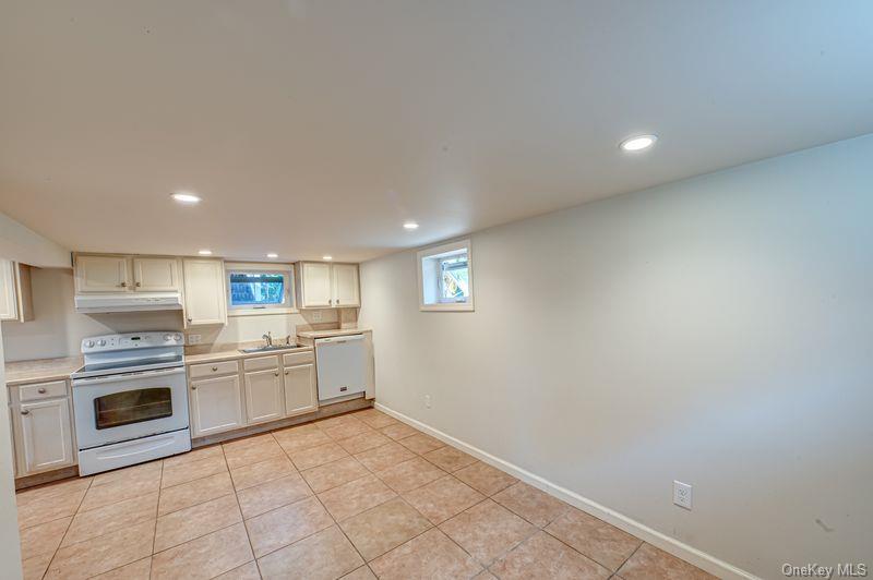 #17 photo, 11 Oceanside Drive, Sound Beach , NY 11789