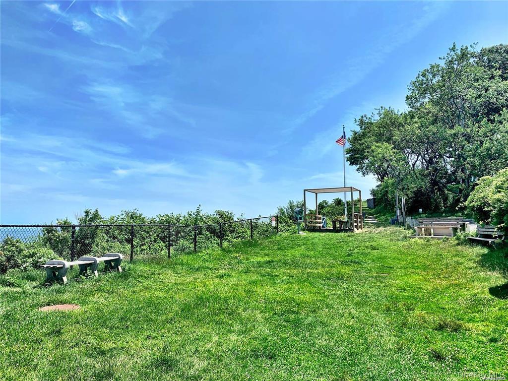 #19 photo, 11 Oceanside Drive, Sound Beach , NY 11789