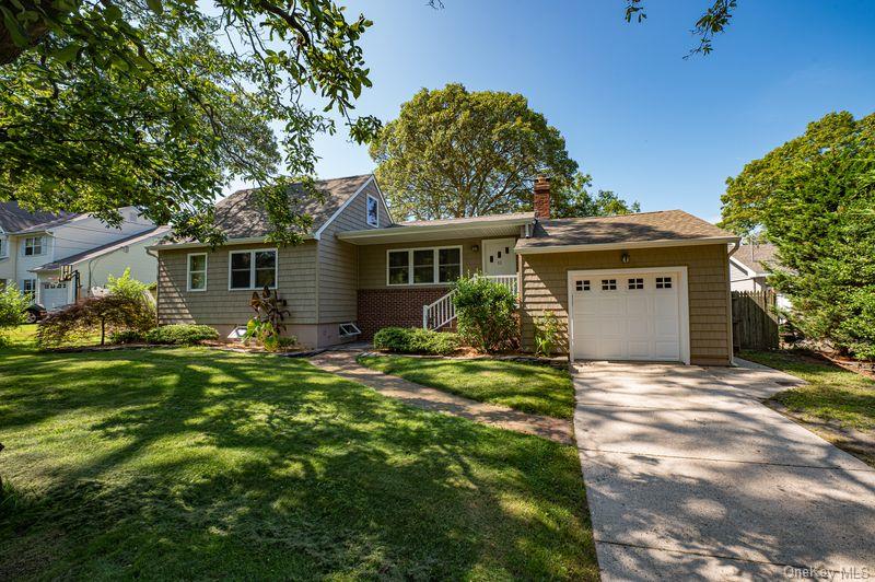 #2 photo, 11 Oceanside Drive, Sound Beach , NY 11789