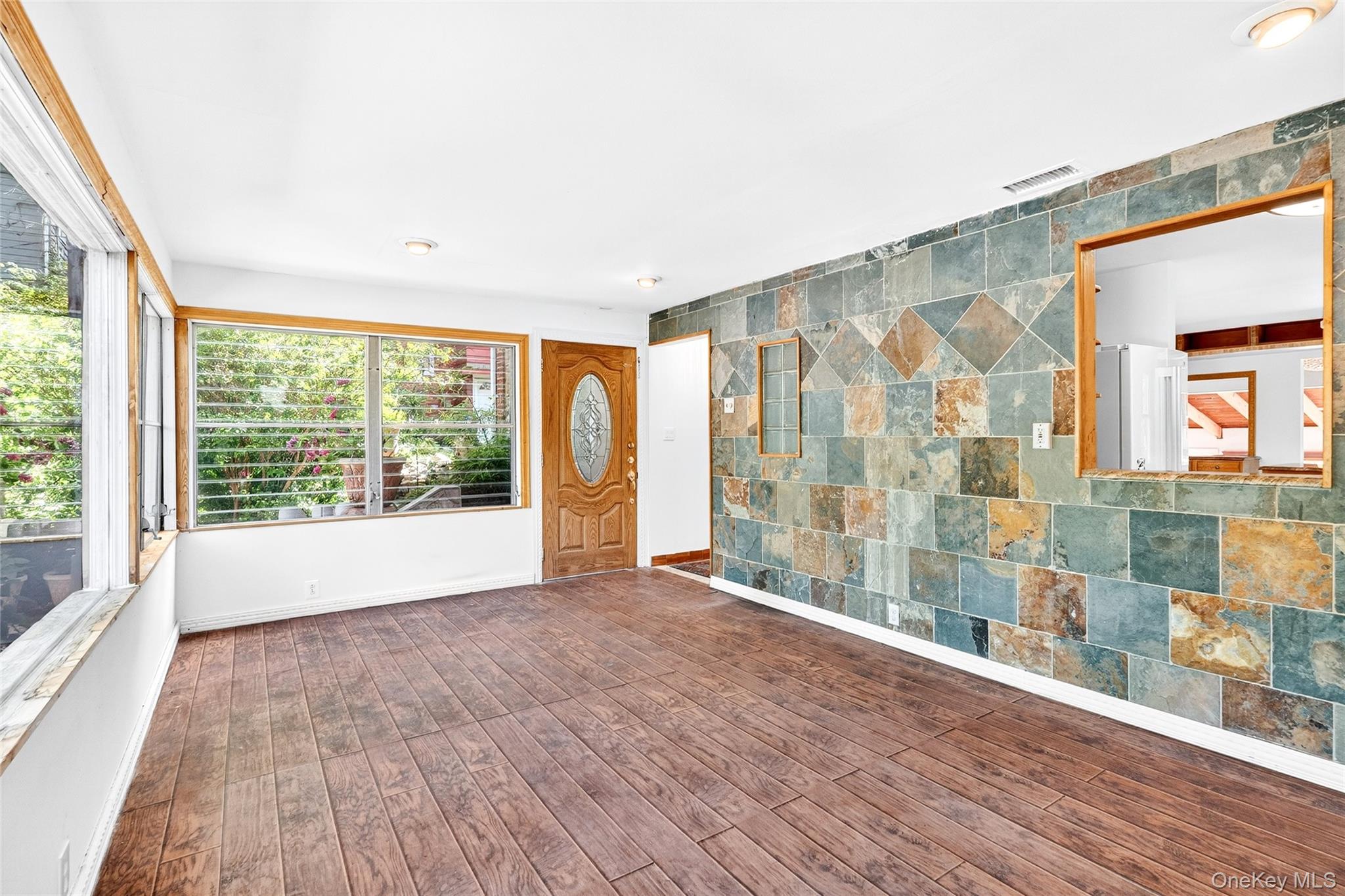 #4 photo, 6015 Independence Avenue, Bronx , NY 10471