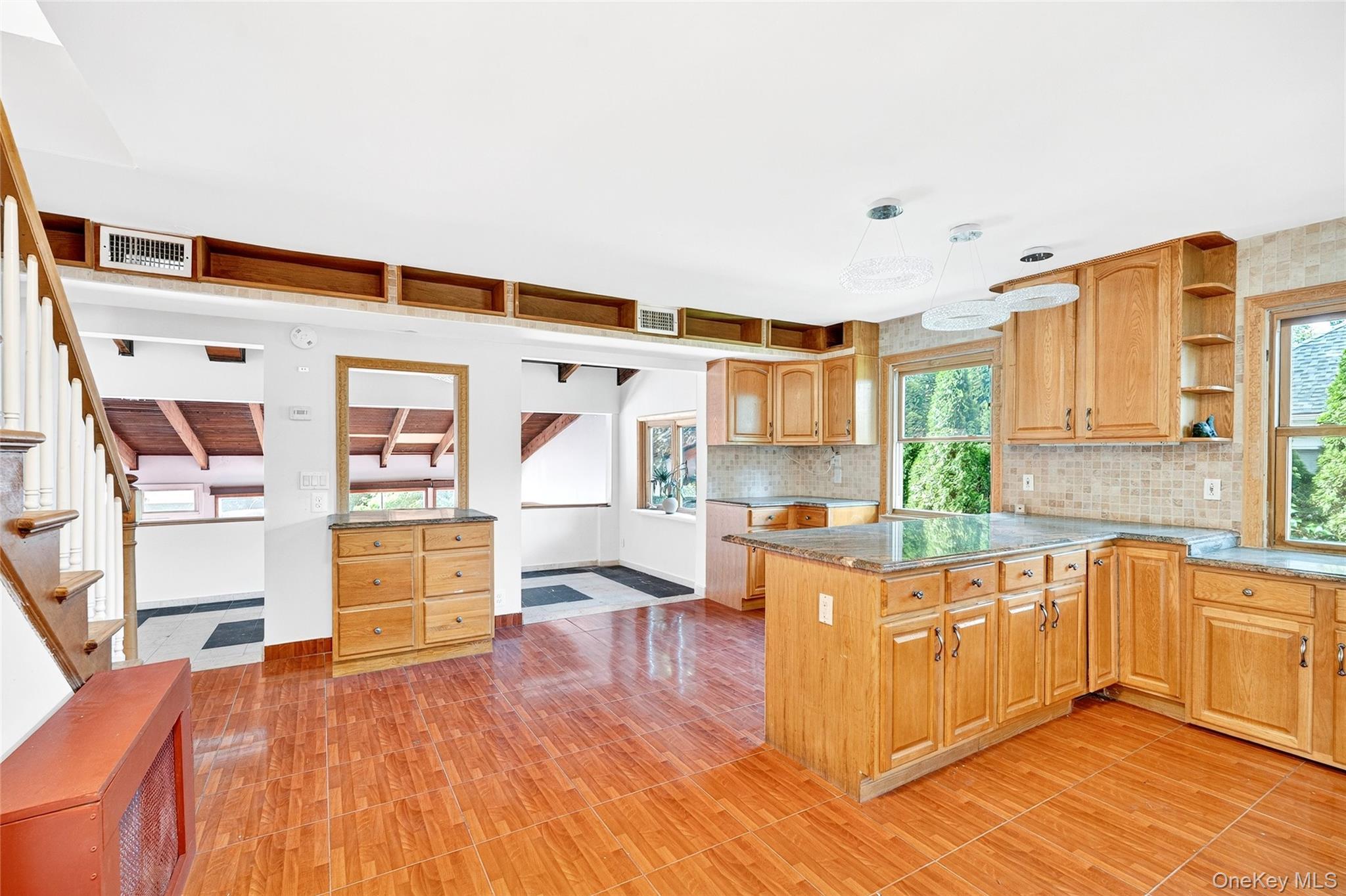 #5 photo, 6015 Independence Avenue, Bronx , NY 10471