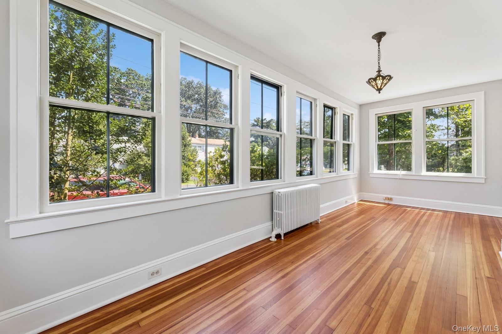 #8 photo, 139 Castle Heights Avenue, Nyack , NY 10960