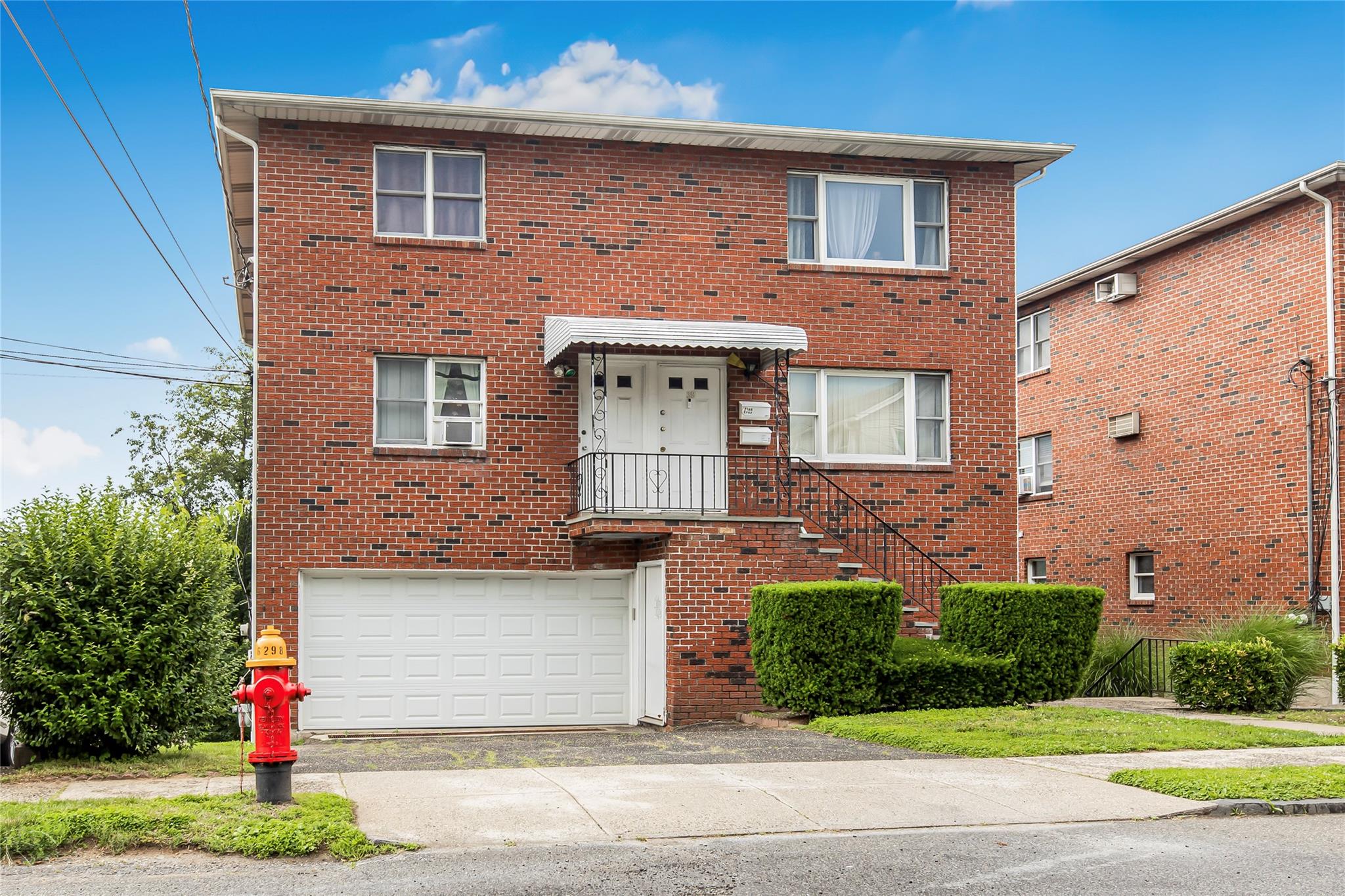 #1 photo, 39 Dunston Avenue, Yonkers , NY 10701