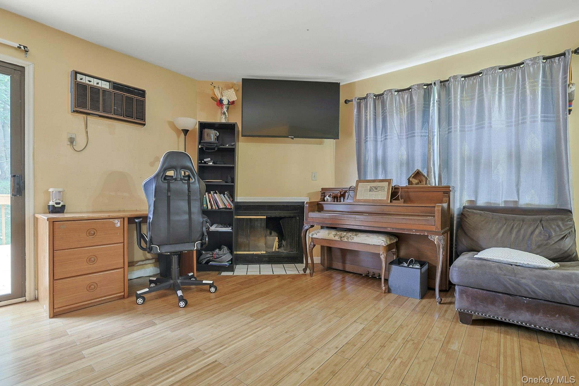 #3 photo, 26-28 Lincoln Place, Ossining , NY 10562