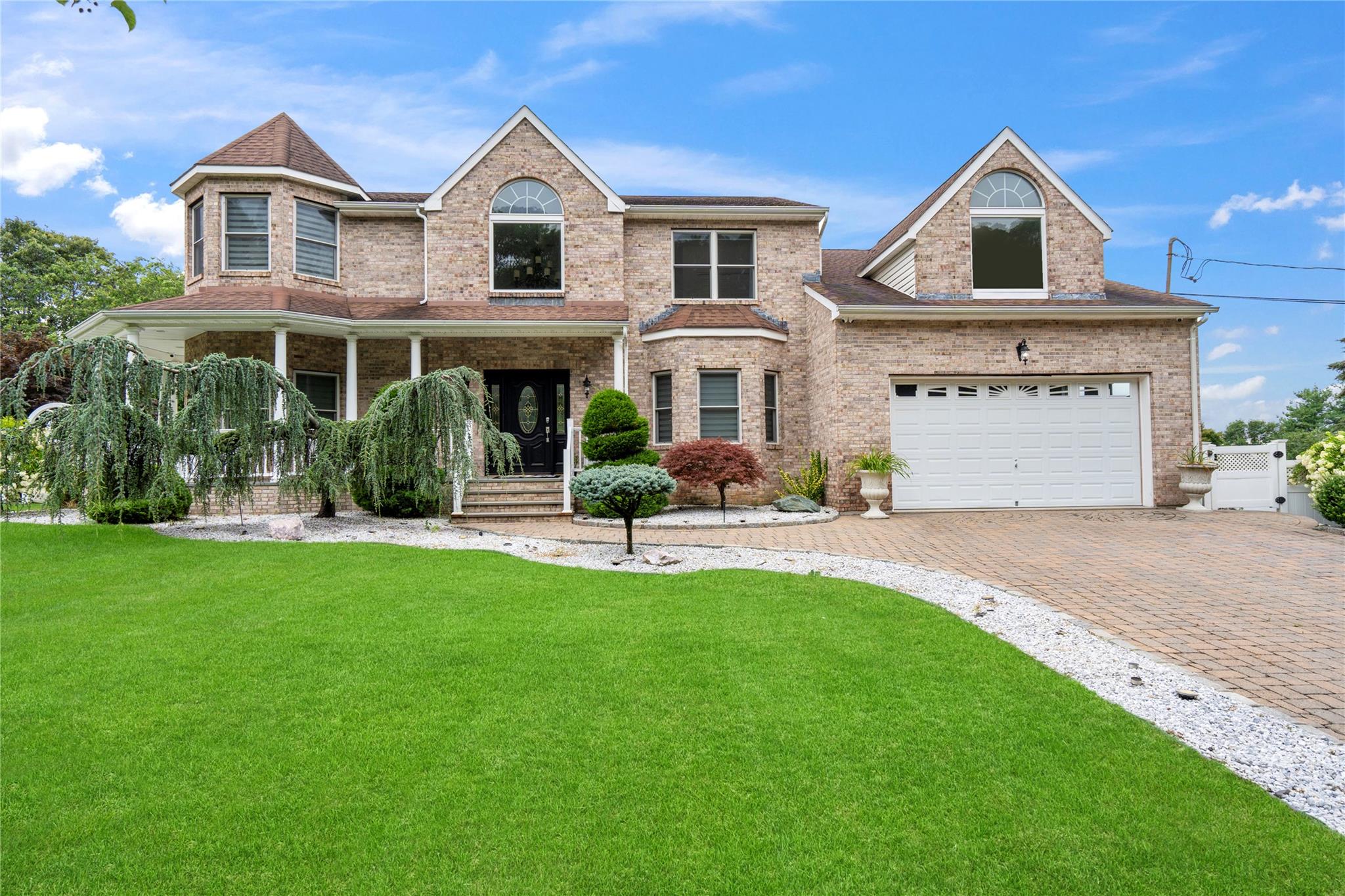 #1 photo, 324 Mac Arthur Boulevard, サフォーク郡 Hauppauge , NY 11788