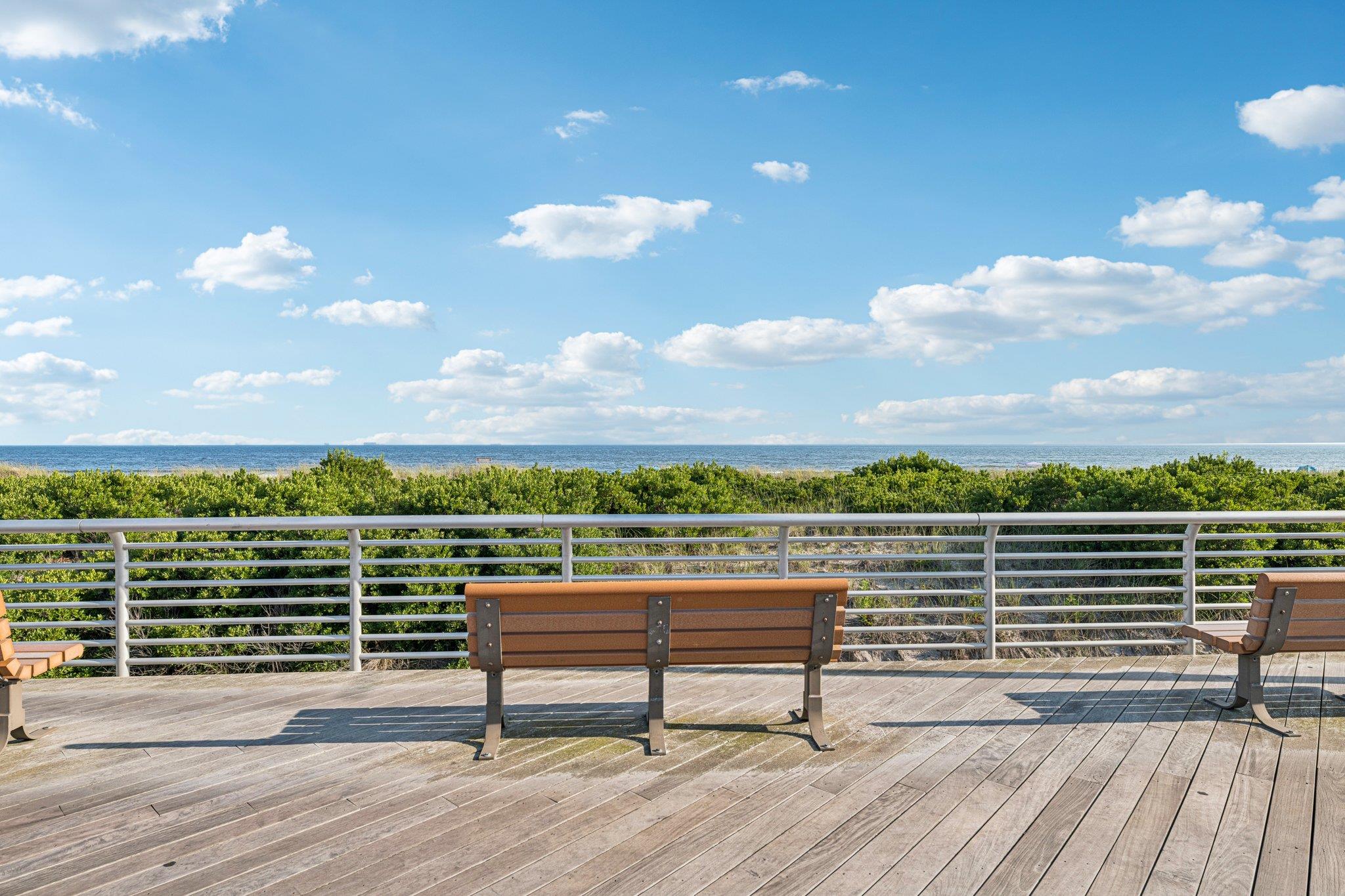 #15 photo, 560 W Broadway, Long Beach , NY 11561