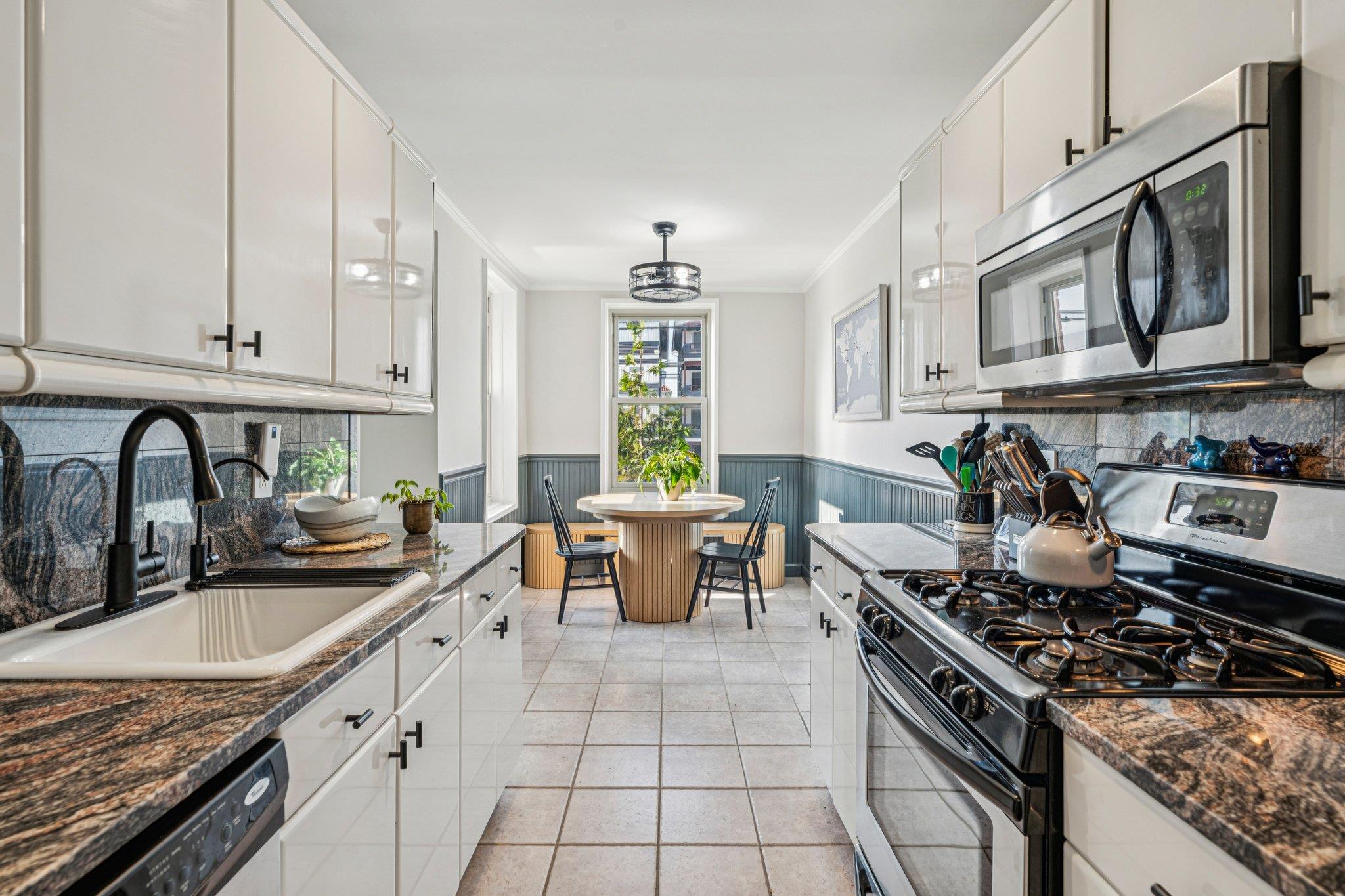 #4 photo, 560 W Broadway, Long Beach , NY 11561