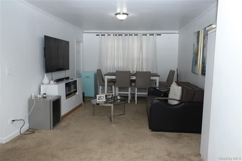 #15 photo, 15029 72nd Road, クイーンズ区 Flushing , NY 11367