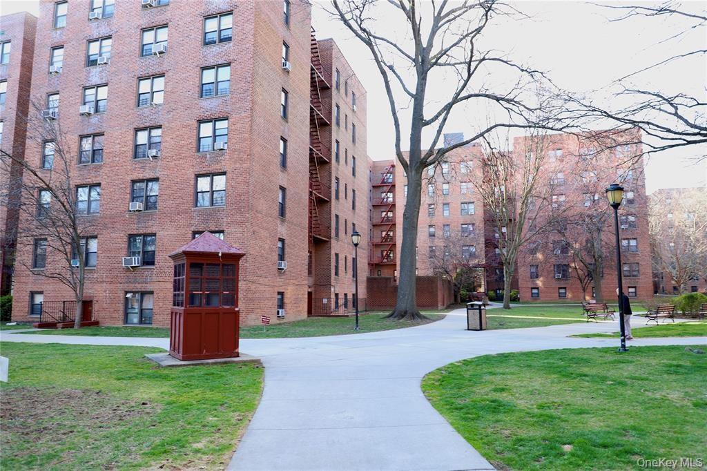 #20 photo, 15029 72nd Road, クイーンズ区 Flushing , NY 11367