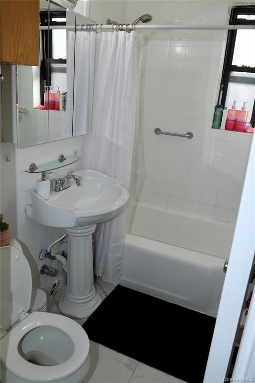 #5 photo, 15029 72nd Road, クイーンズ区 Flushing , NY 11367