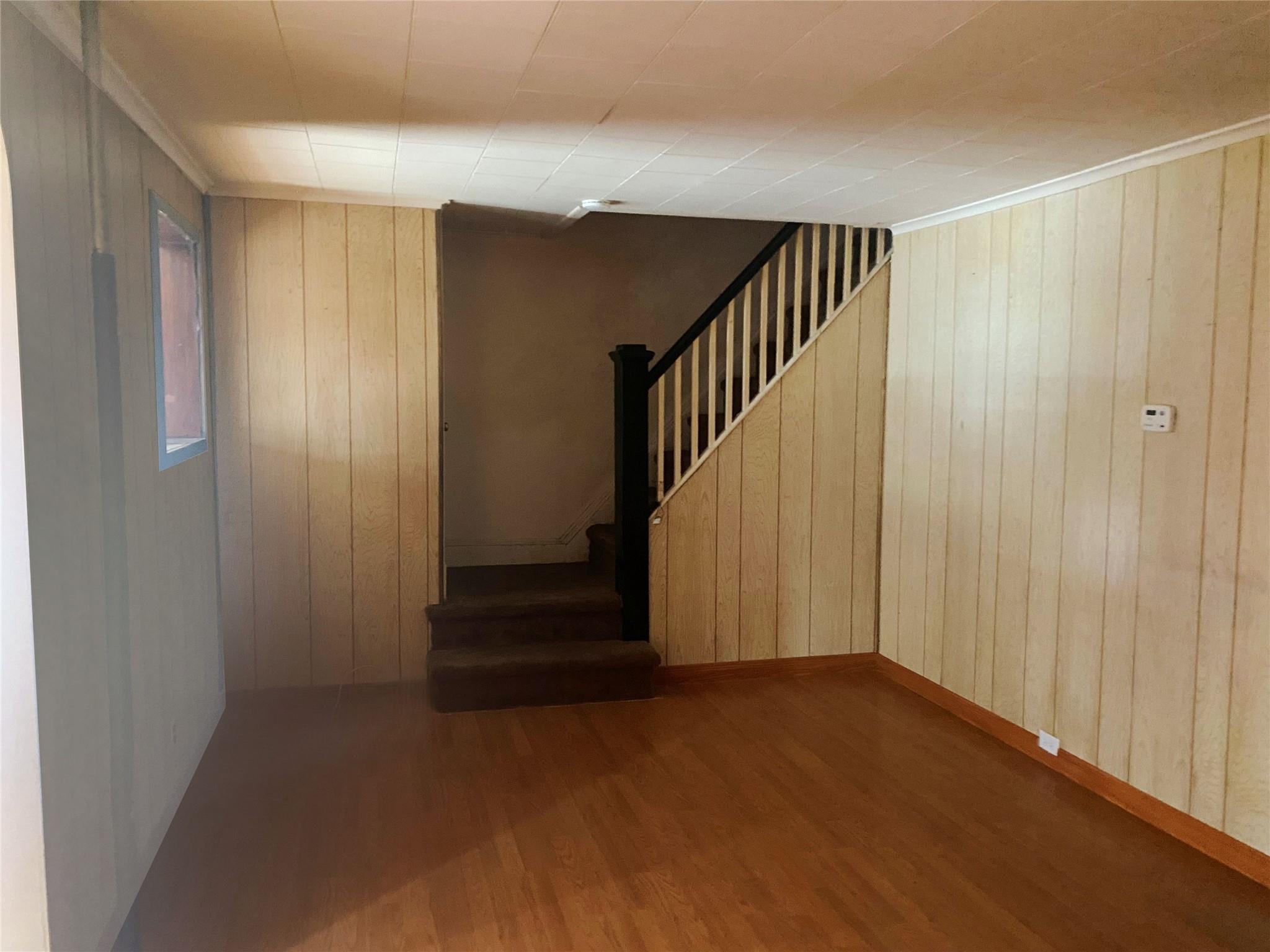 #6 photo, 1 Lewis Place, Lynbrook , NY 11563