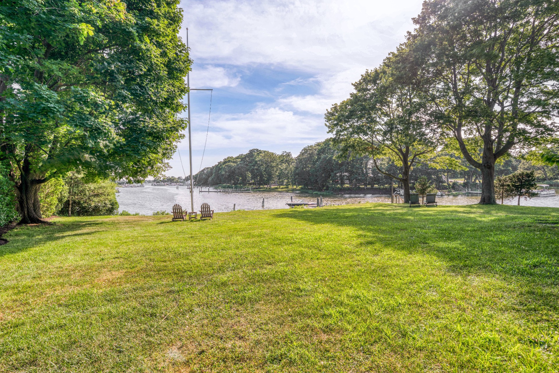 #7 photo, 52 S Midway Rd, サフォーク郡 Shelter Island , NY 11964