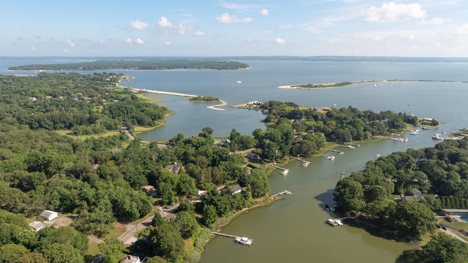 #9 photo, 52 S Midway Rd, サフォーク郡 Shelter Island , NY 11964