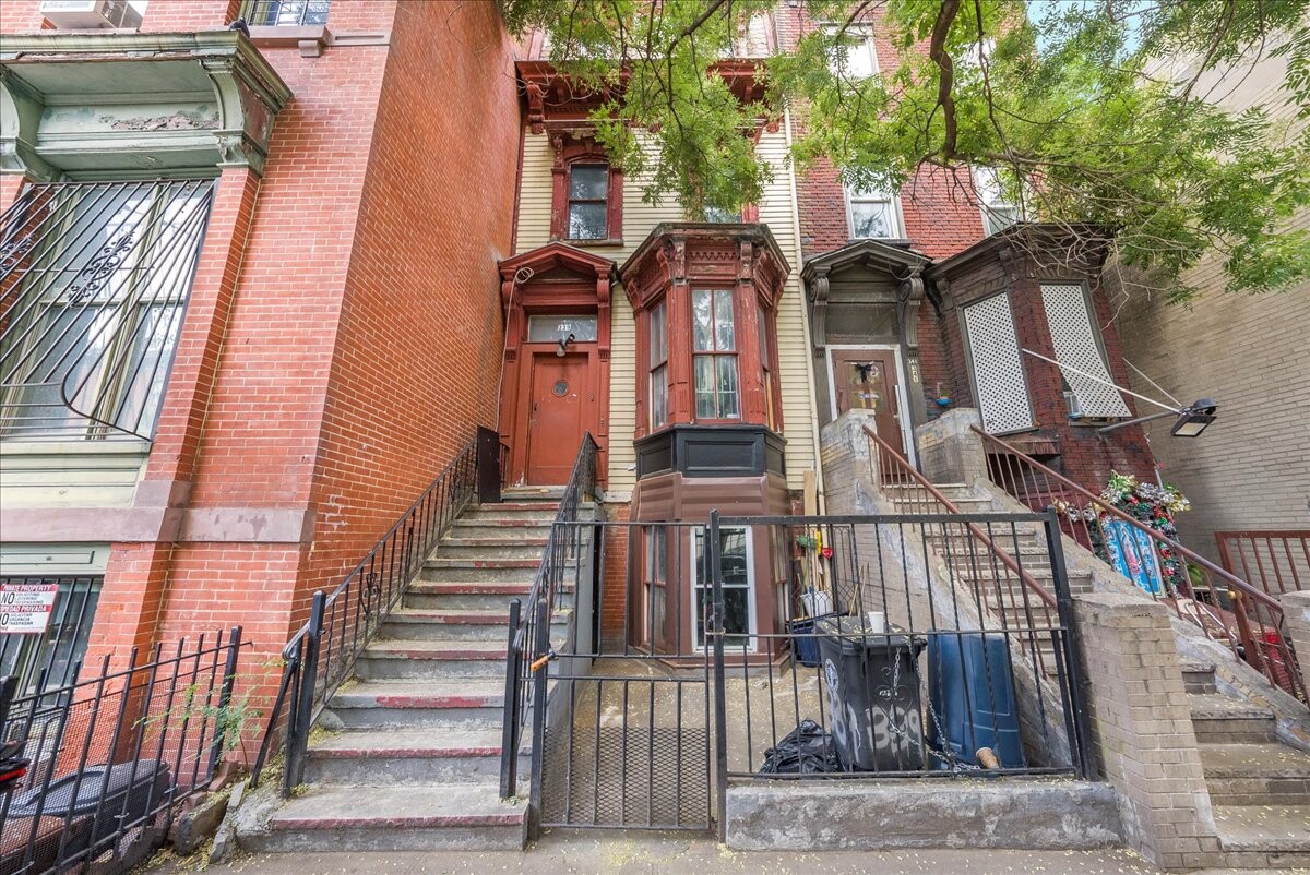 #1 photo, 339 E 140TH Street, ブロンクス区 Mott Haven , NY 10454