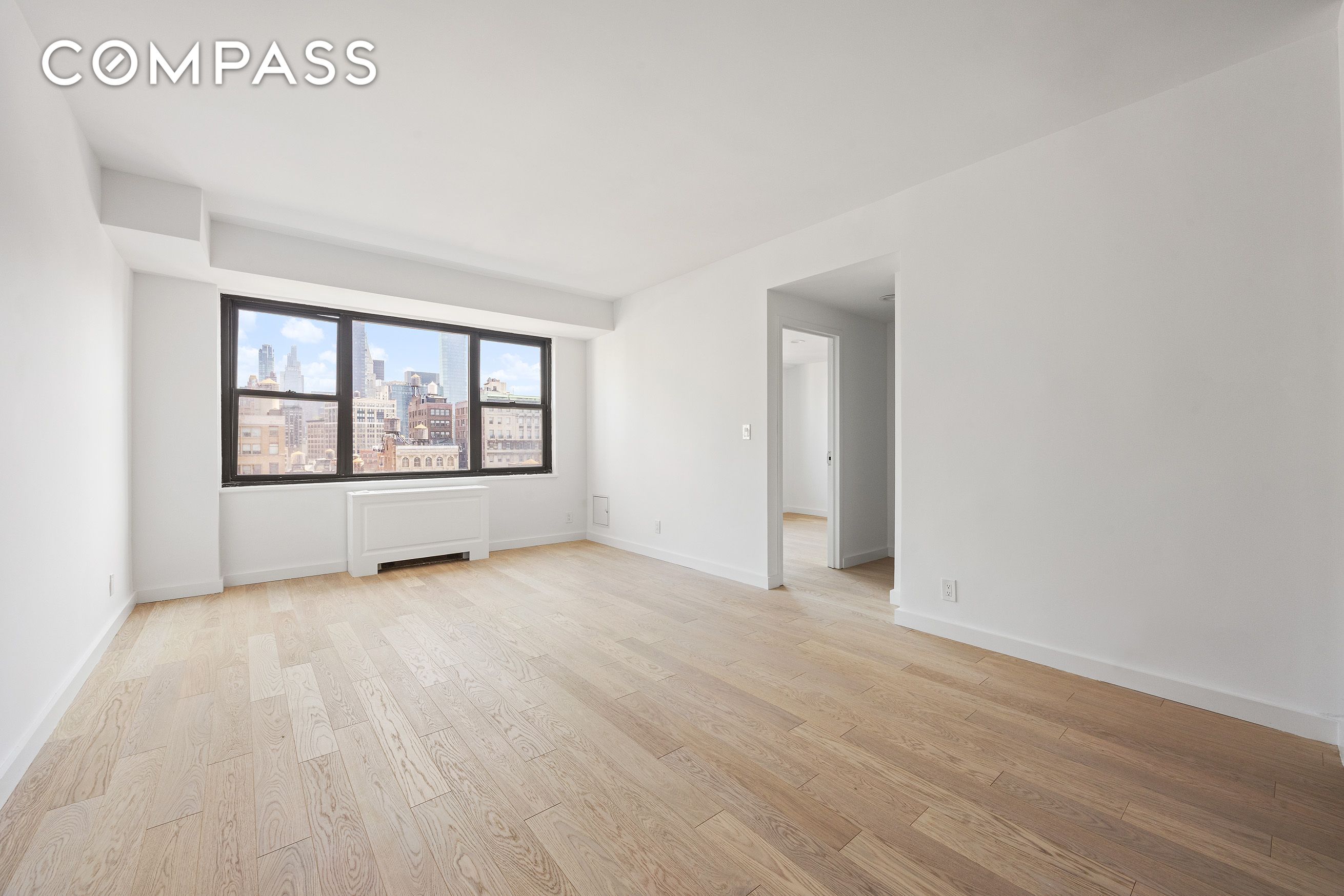 #5 photo, 7 E 14th Street, Flatiron , NY 10003