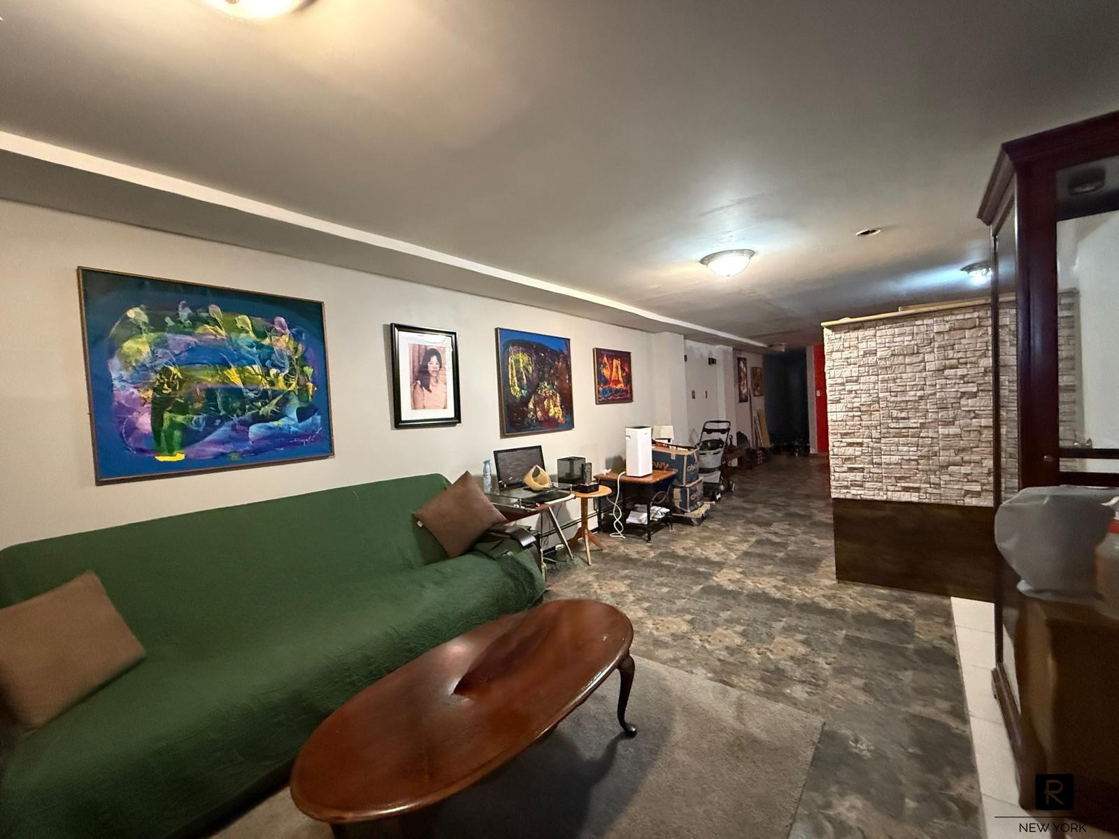 #5 photo, 1101 Greene Avenue, ブルックリン区 Bushwick , NY 11221