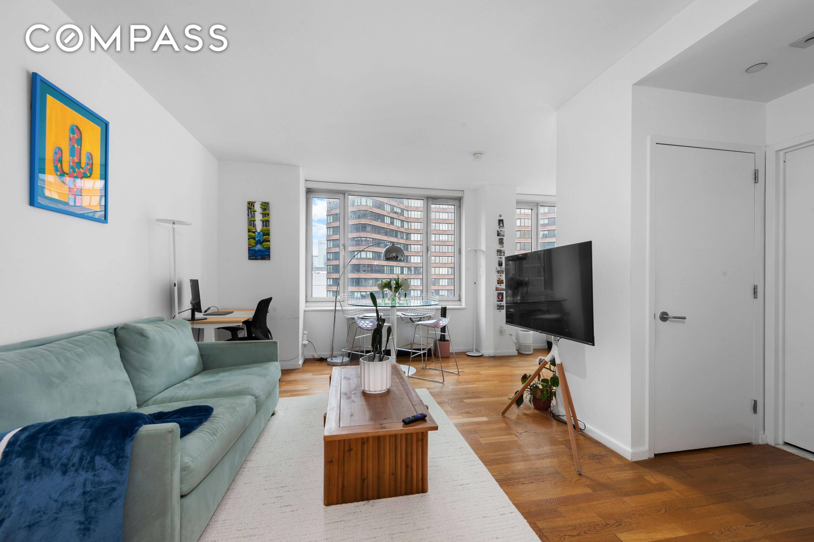 #1 photo, New York City, マンハッタン Hell's Kitchen , NY 10036