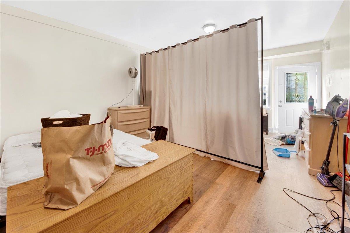 #8 photo, 308 5th Avenue, New Rochelle , NY 10801