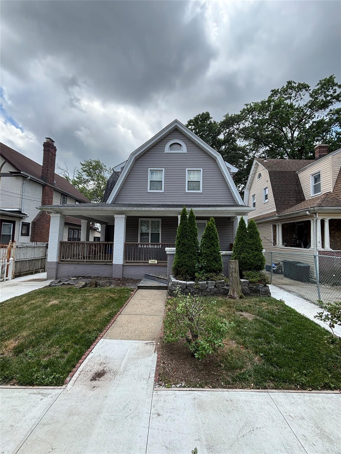 #1 photo, 219-06 101 Ave., クイーンズ区 Queens Village , NY 11429-1610