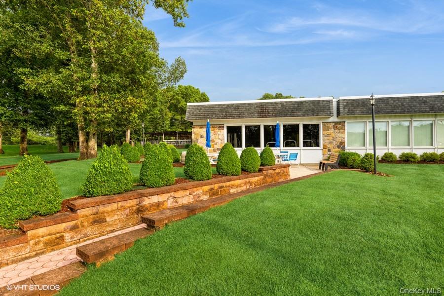 #11 photo, 166 Ventry Court, サフォーク郡 Ridge , NY 11961