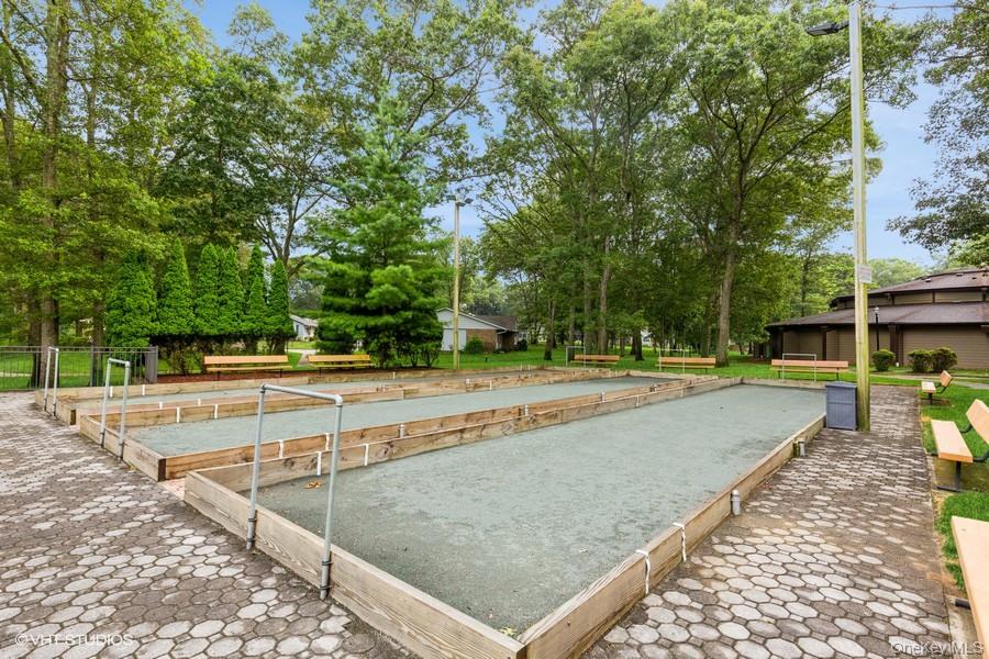 #12 photo, 166 Ventry Court, サフォーク郡 Ridge , NY 11961