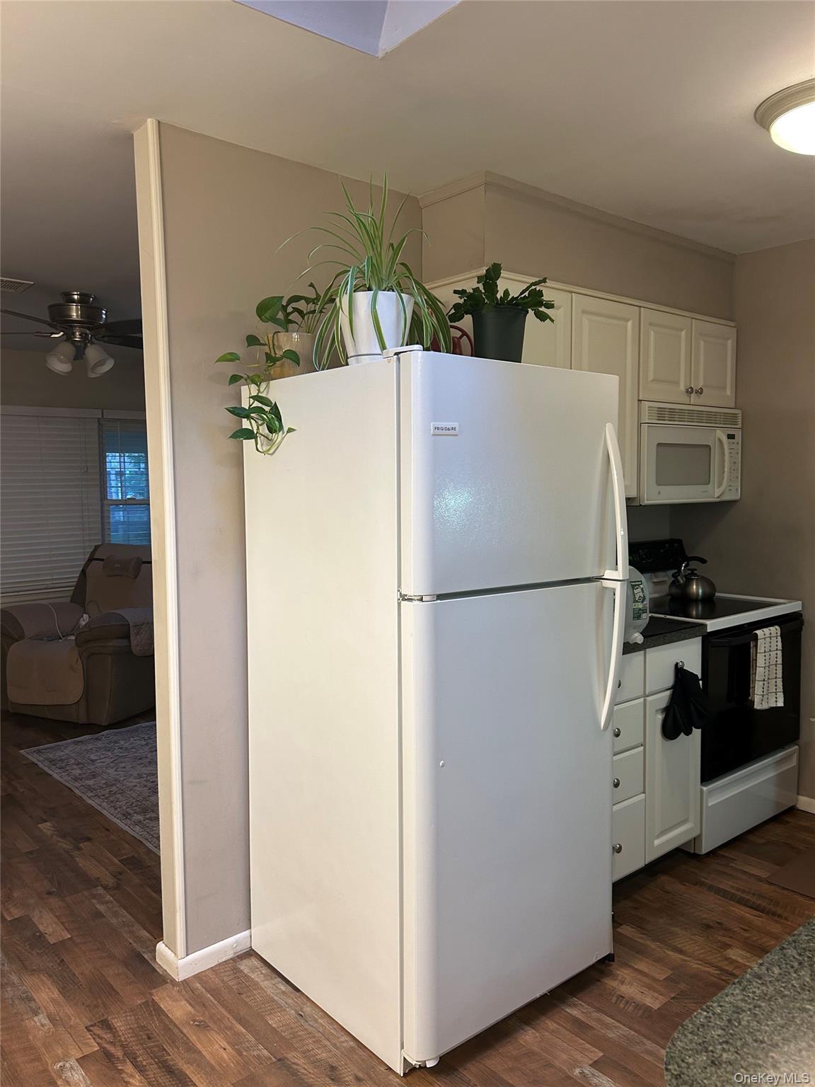 #8 photo, 166 Ventry Court, サフォーク郡 Ridge , NY 11961