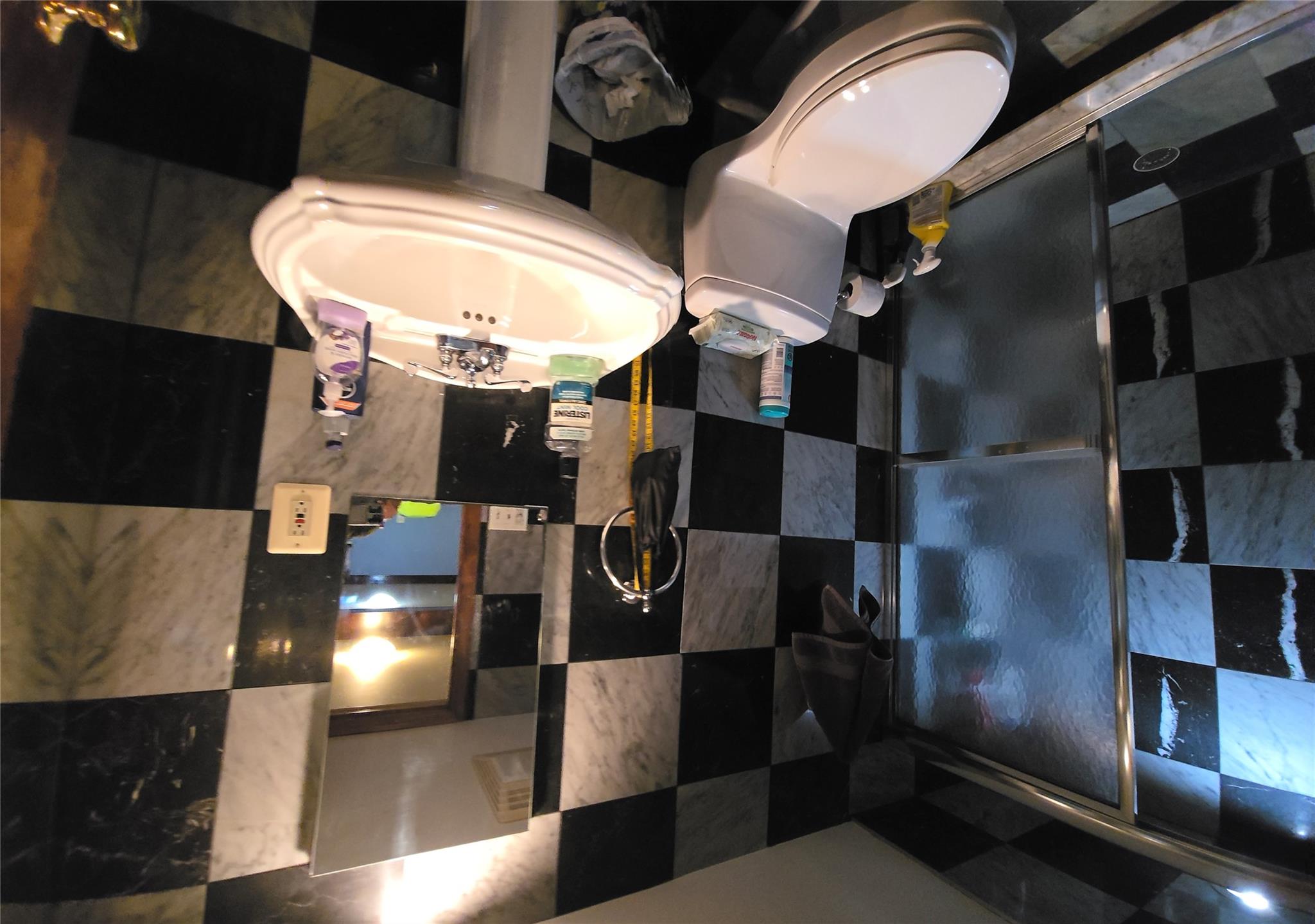 #18 photo, 204-19 46TH RD, Bayside , NY 11361