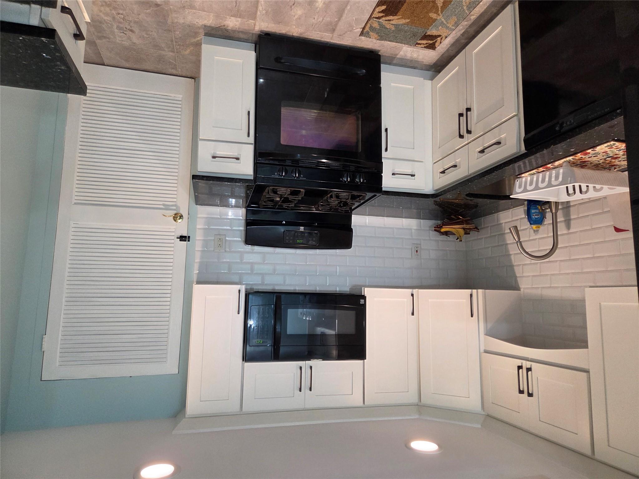 #7 photo, 3 Birchwood, Medford , NY 11763