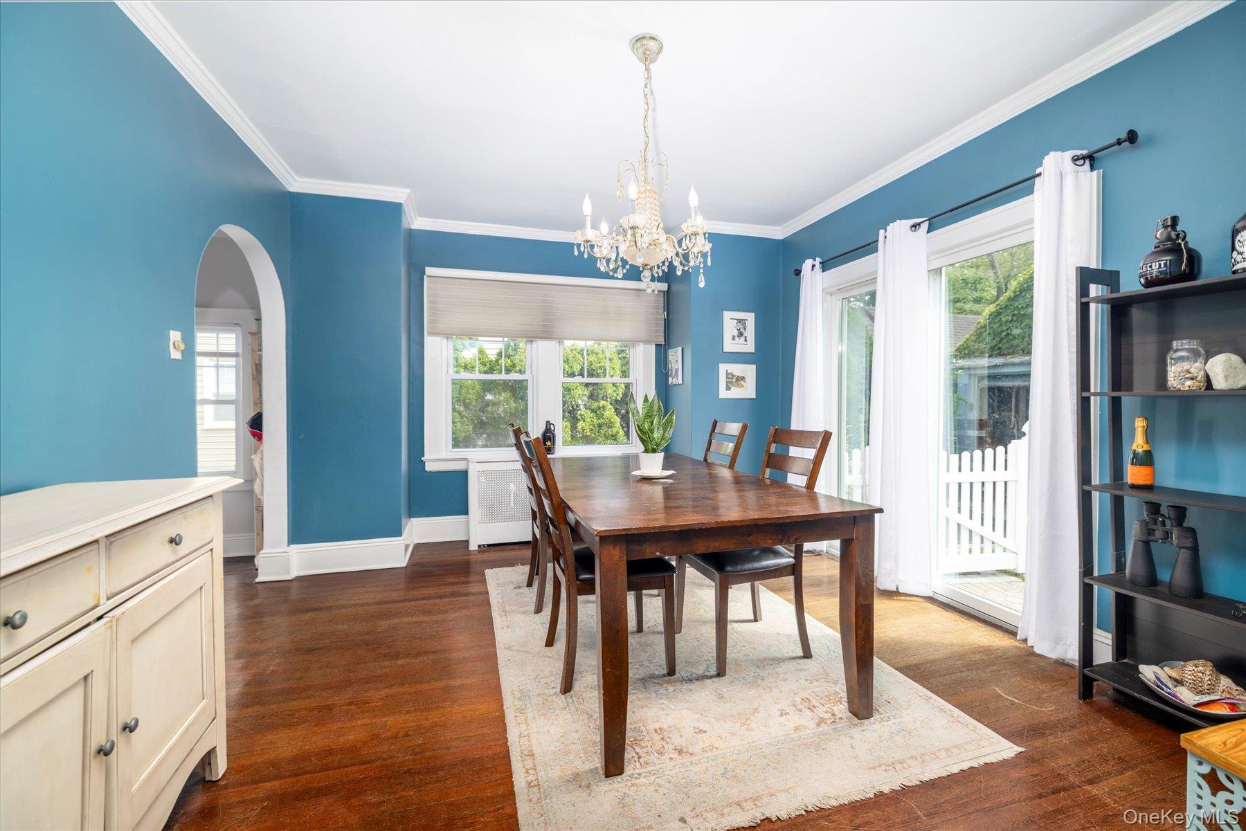 #10 photo, 25 Loel Court, Rockville Centre , NY 11570